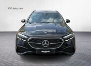 Mercedes-Benz Třídy E 8
