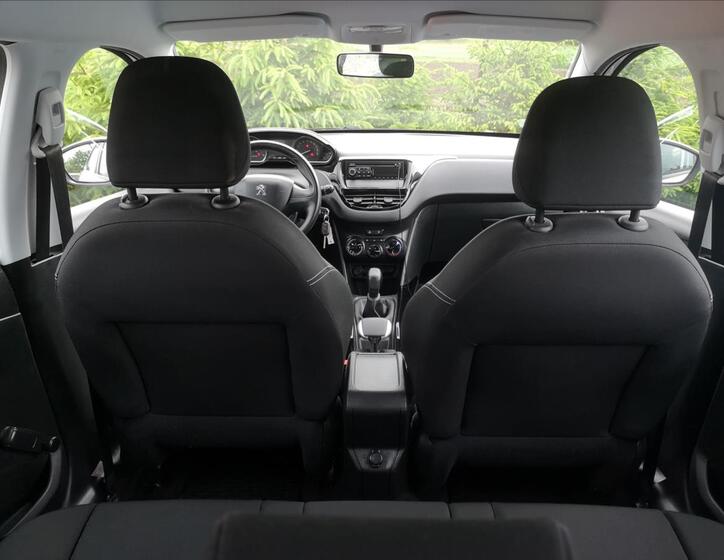 Peugeot 2008 18