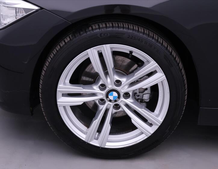 BMW Řada 3 36