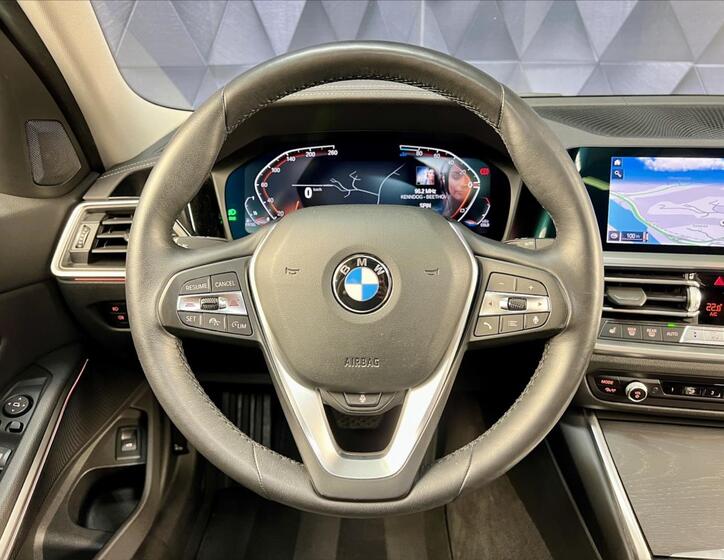 BMW Řada 3 13