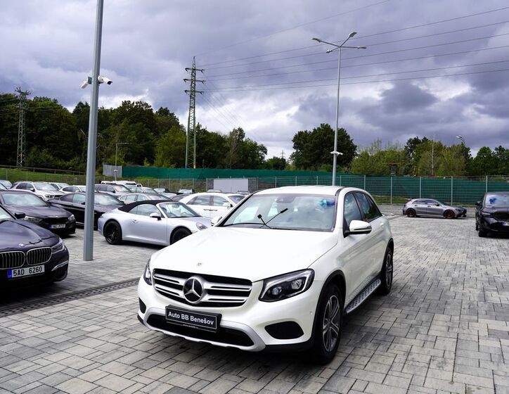 Mercedes-Benz GLC 2
