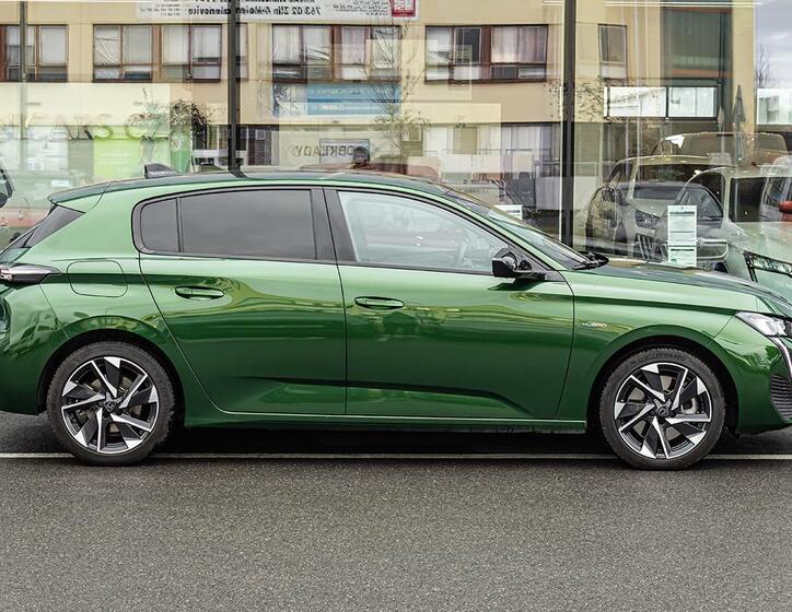 Peugeot 308 4