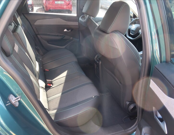 Peugeot 308 11