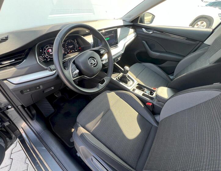 Škoda Octavia 14