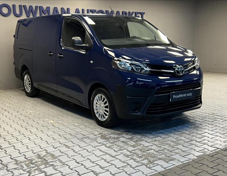 Toyota ProAce 11