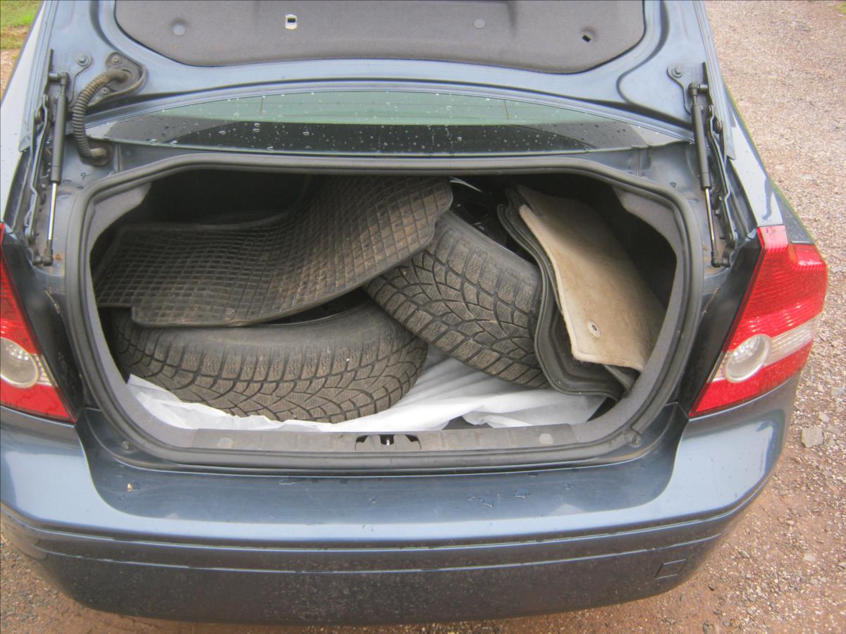 Volvo S40