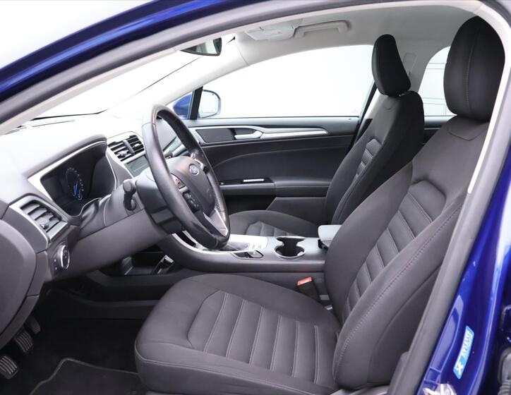 Ford Mondeo 10