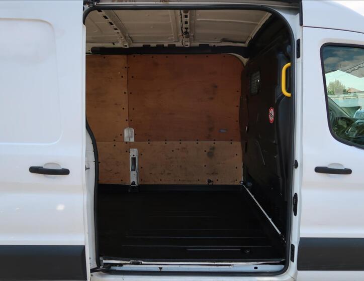 Ford Transit 16