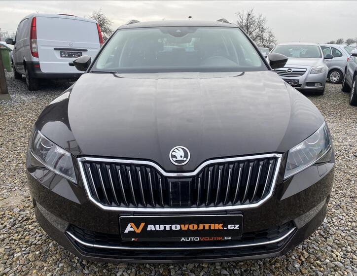 Škoda Superb 2
