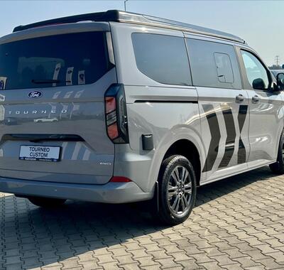Ford Tourneo Custom 7