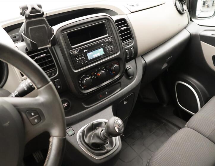 Renault Trafic 22