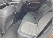 Volkswagen Touareg 6
