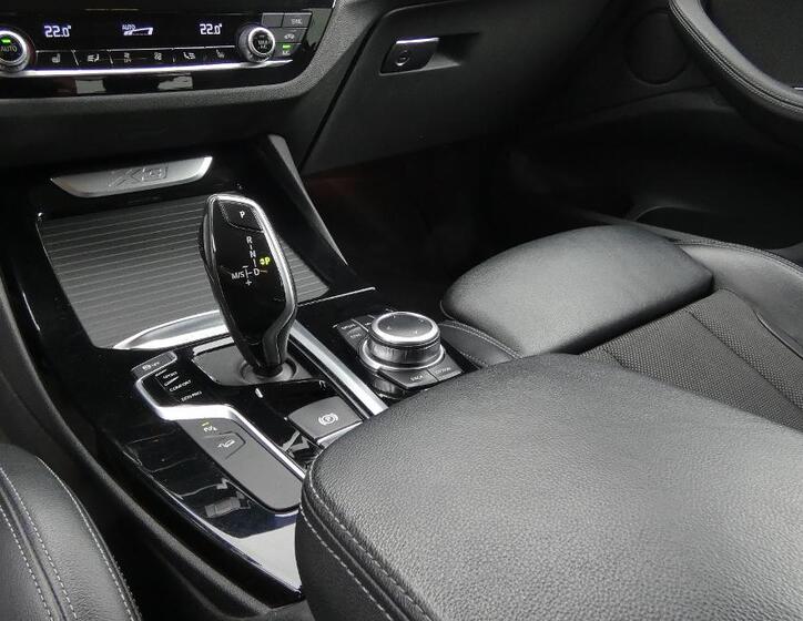 BMW X3 6