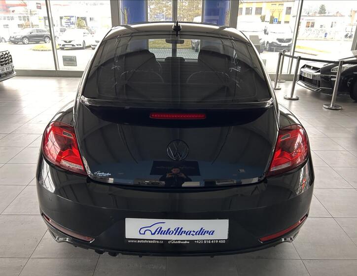 Volkswagen Beetle 5