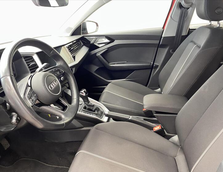 Audi A1 5