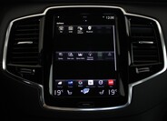 Volvo XC90 11