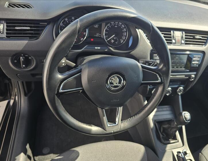 Škoda Octavia 11