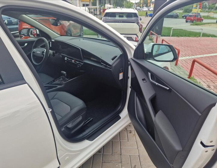 KIA Niro 11