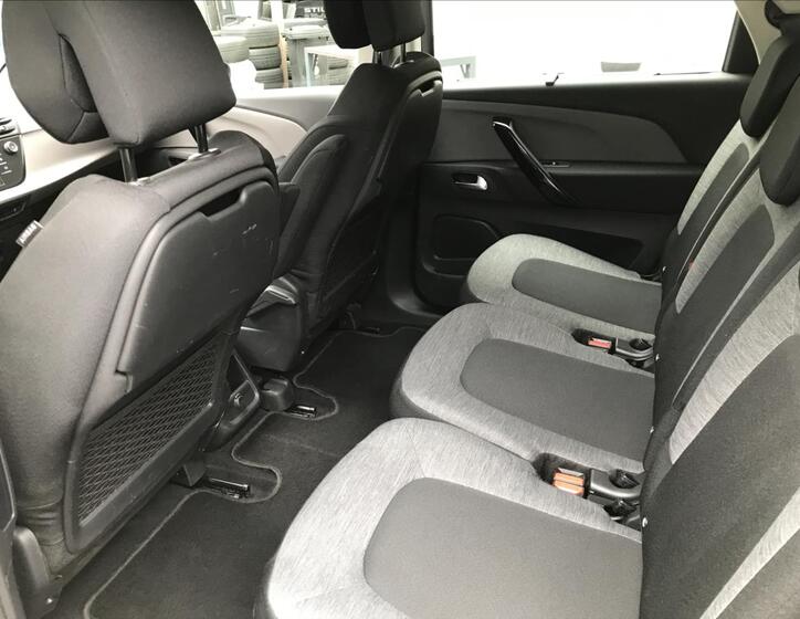Citroën C4 SpaceTourer 8