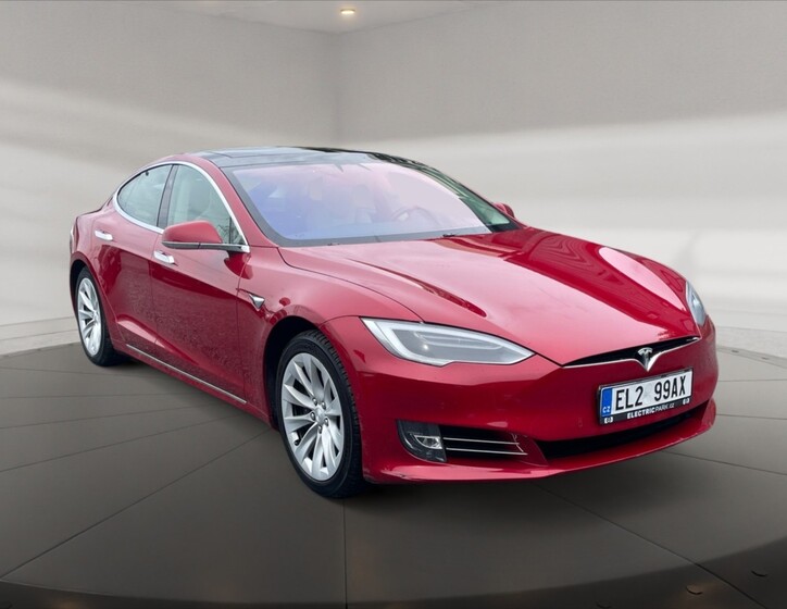 Tesla Model S 1