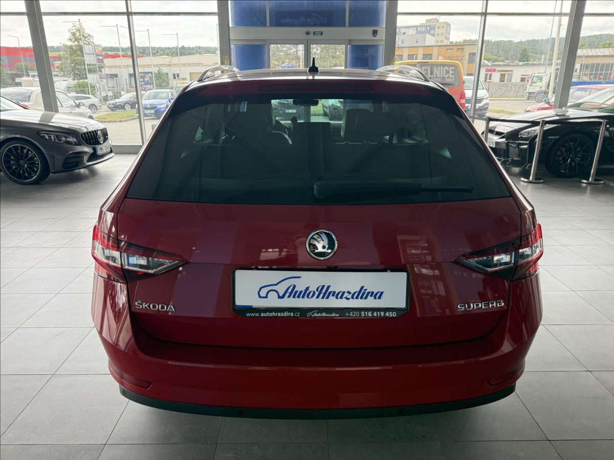 Škoda Superb