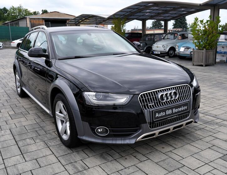 Audi A4 Allroad 8