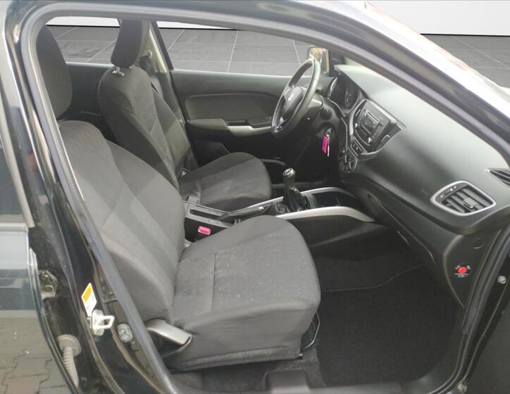 Suzuki Baleno 16