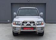 Mitsubishi Pajero 2