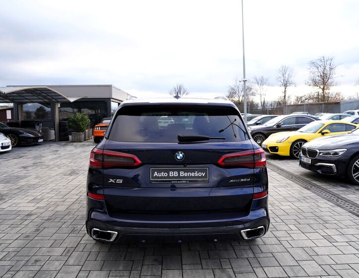 BMW X5 5
