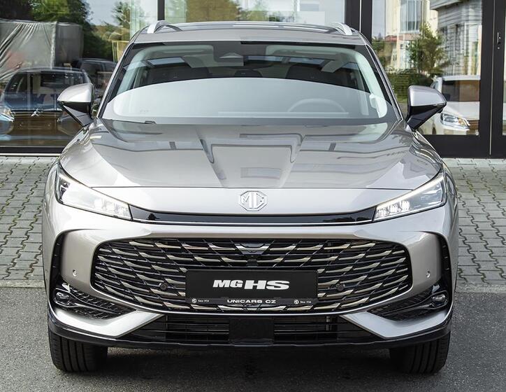 MG HS 2