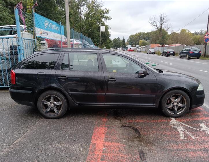Škoda Octavia 14