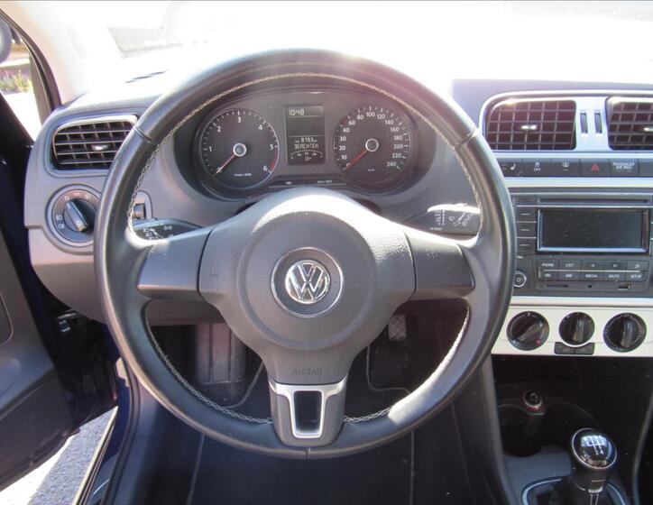 Volkswagen Polo 12