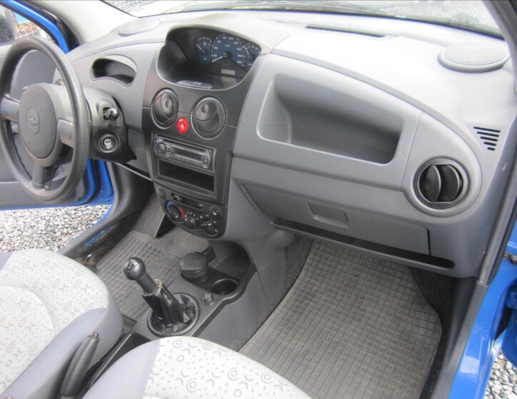 Chevrolet Spark 15