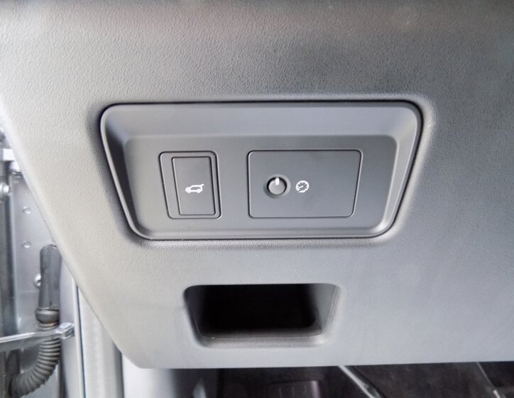 Land Rover Discovery 36