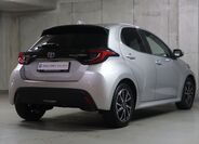 Toyota Yaris 5