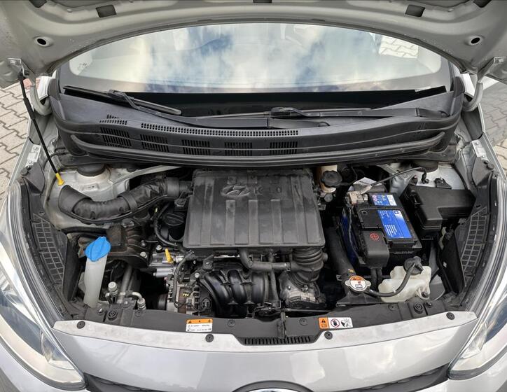 Hyundai i10 11