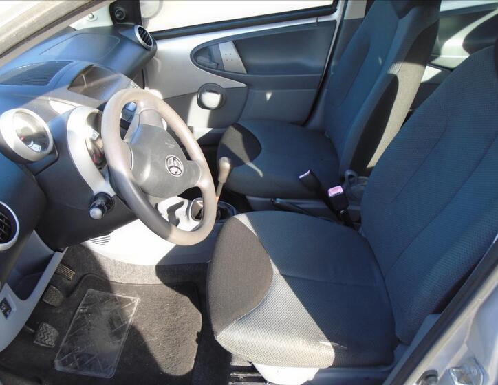 Toyota Aygo 10