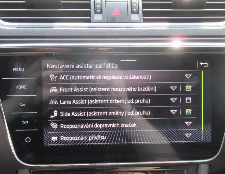 Škoda Superb 12