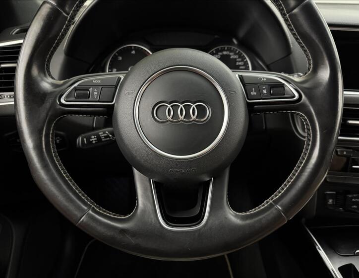 Audi Q5 8