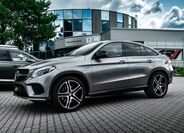 Mercedes-Benz GLE 27