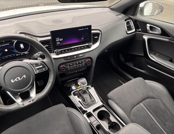 KIA Ceed 9