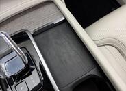 Volvo XC90 28
