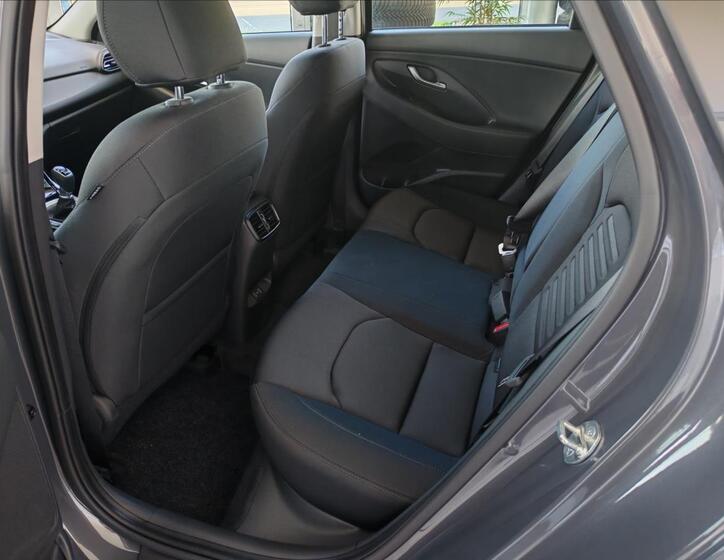 Hyundai i30 8