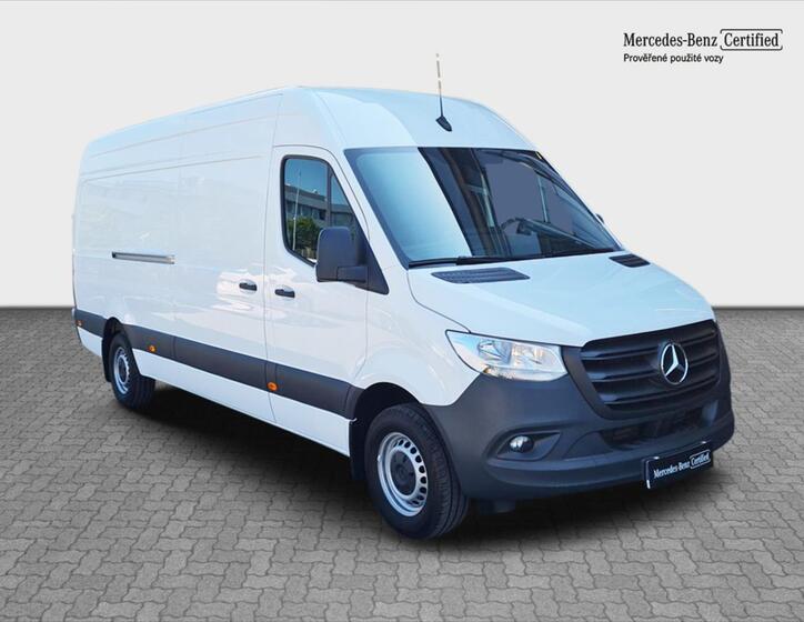 Mercedes-Benz Sprinter 7