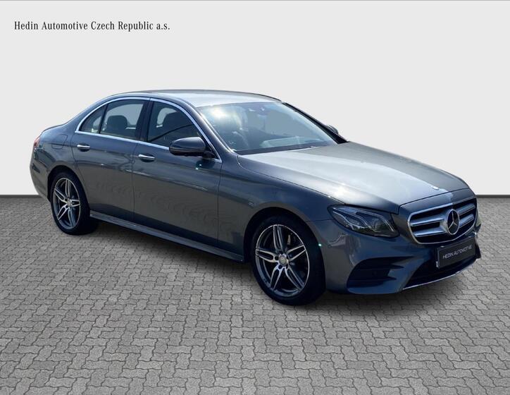 Mercedes-Benz Třídy E 7