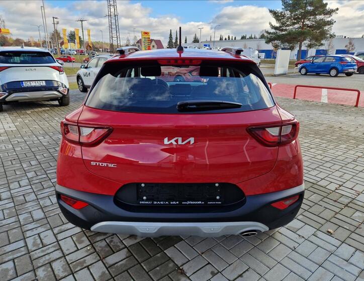 KIA Stonic 6