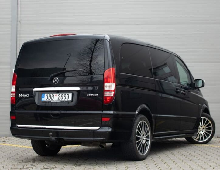 Mercedes-Benz Viano 7