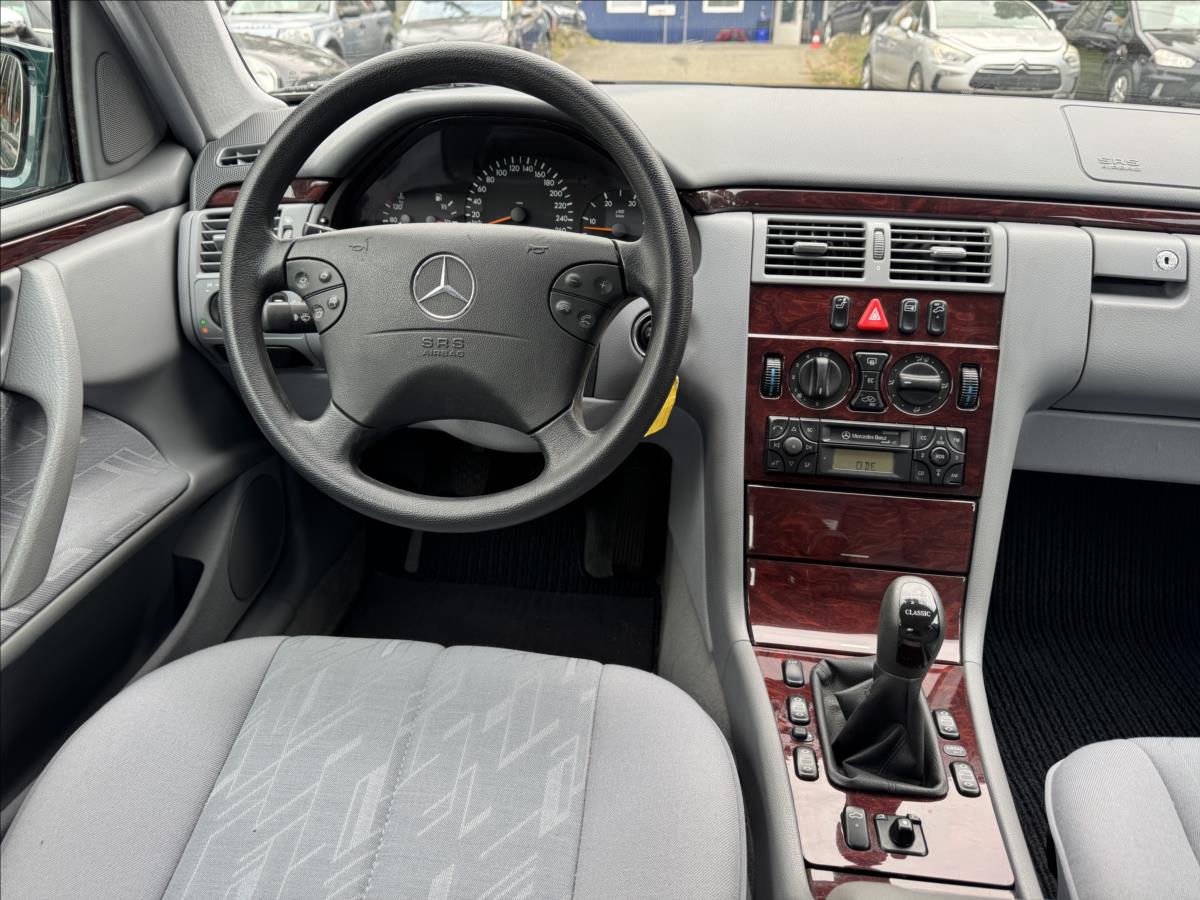 Mercedes-Benz Třídy E