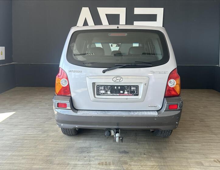 Hyundai Terracan 7