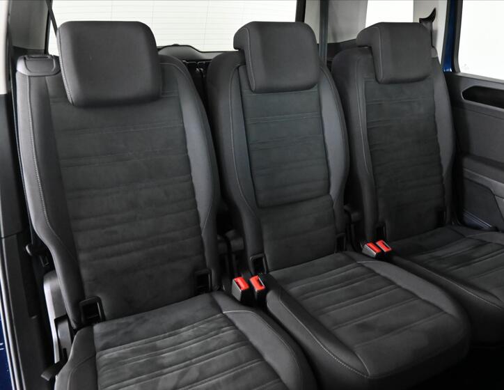 Volkswagen Touran 29